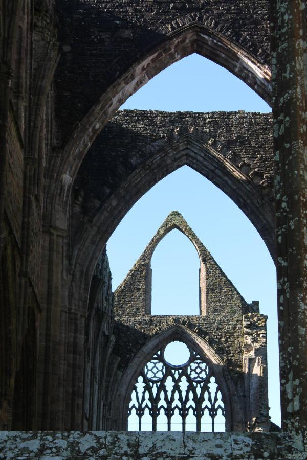 Wye Valley Hotel Tintern Bagian luar foto